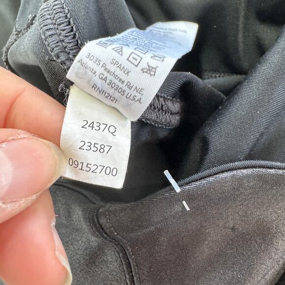 Spanx Leggings Womens Small Black Faux Leather Stretch High Rise - Picture 8 of 11